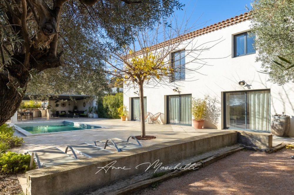 � vendre  Maison Ceyreste (13600)