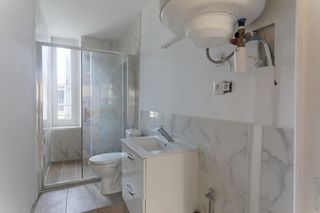  Immeuble � vendre 15 + pi�ces 452 m�