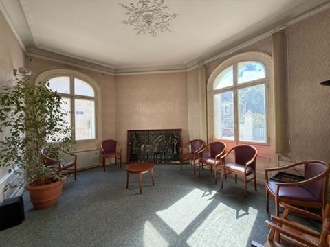Bureaux viager &agrave; vendre libre 3 pi&egrave;ces  () 15040 37000 Tours