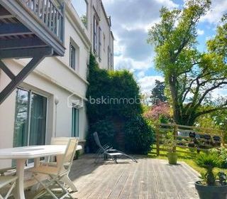  Propri�t�/ch�teau � vendre 9 pi�ces 294 m�