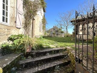  Propri�t�/ch�teau � vendre 7 pi�ces 236 m�