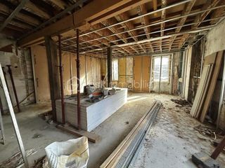  Immeuble � vendre 4 pi�ces 192 m�