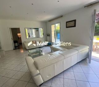  Maison � vendre 6 pi�ces 216 m�