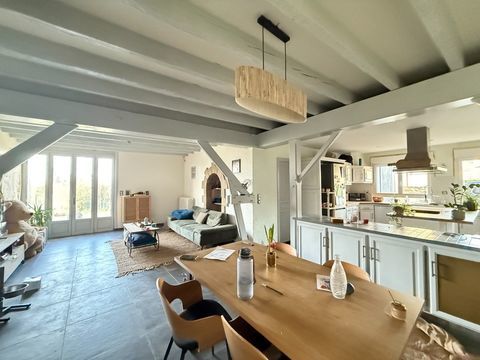   EN EXCLUSIVITE ! Maison de village, 204m2, 3 chambres, garage sur terrain de 1090m� 118 000 � Maison - 5 pi�ce(s) - 204 m�