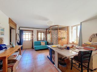  Propri�t�/ch�teau � vendre 10 pi�ces 326 m�