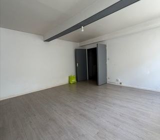  Appartement � louer 4 pi�ces 74 m�