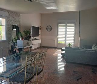  Maison � louer 7 pi�ces 180 m�