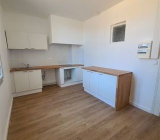  Appartement � louer 4 pi�ces 93 m�