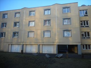  Parking / Garage � louer 