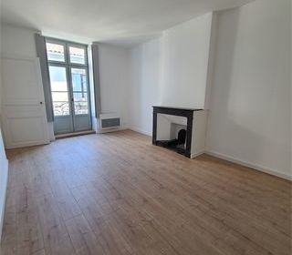  Appartement � louer 4 pi�ces 93 m�