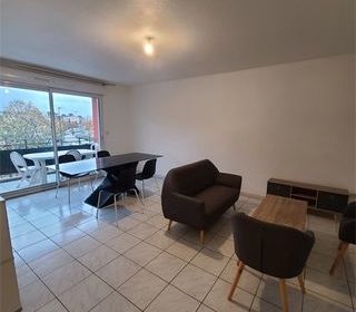  Appartement � louer 3 pi�ces 64 m�