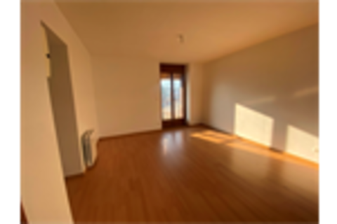   Ste-Foy-L'Argenti�re Appartement - 2 pi�ce(s) - 36 m�