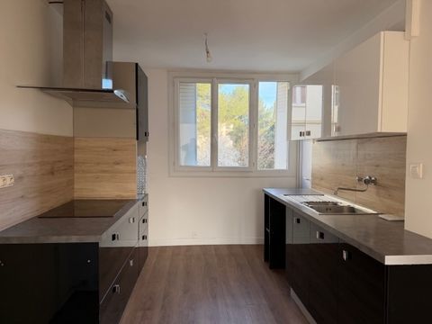   F4 climatis� avec Cave - Castelnau-le-Lez Appartement - 4 pi�ce(s) - 69 m�