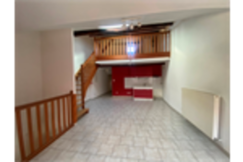   SAIN BEL CENTRE Appartement - 4 pi�ce(s) - 67 m�