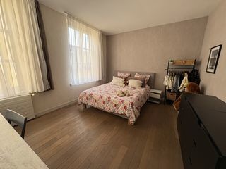  Appartement � louer 6 pi�ces 170 m�