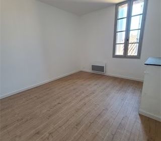  Appartement � louer 4 pi�ces 93 m�