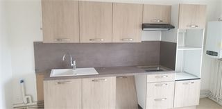  Appartement � louer 4 pi�ces 83 m�