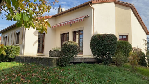   MAISON A LOUER Maison - 5 pi�ce(s) - 129 m�