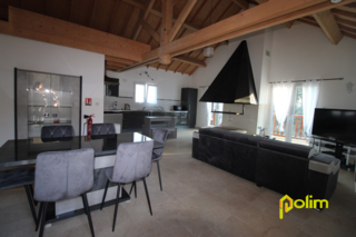  Propri�t�/ch�teau � vendre 8 pi�ces 306 m�