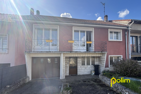   Charmante maison � rafraichir Maison - 5 pi�ce(s) - 106 m�