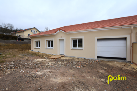   Rare !!! Maison neuve de plain pied proche acc�s centre PAM. Maison - 5 pi�ce(s) - 93 m�