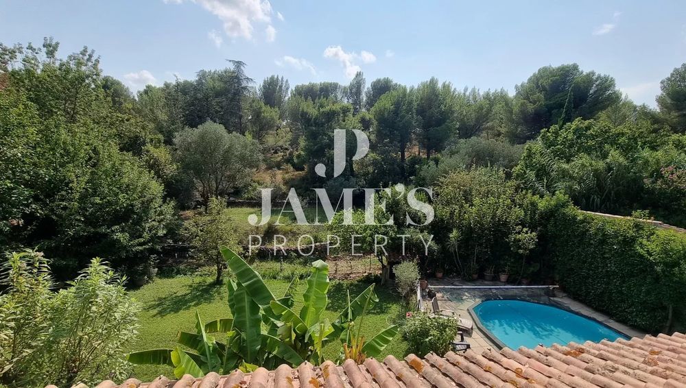 � vendre  Maison Paradou (13520)