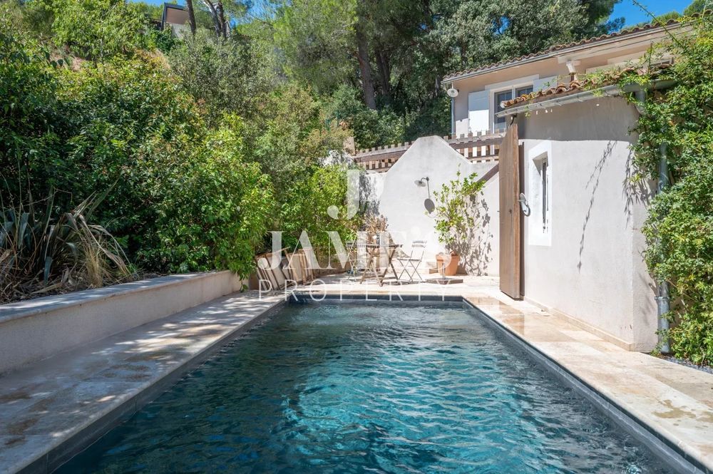 � vendre  Maison Paradou (13520)