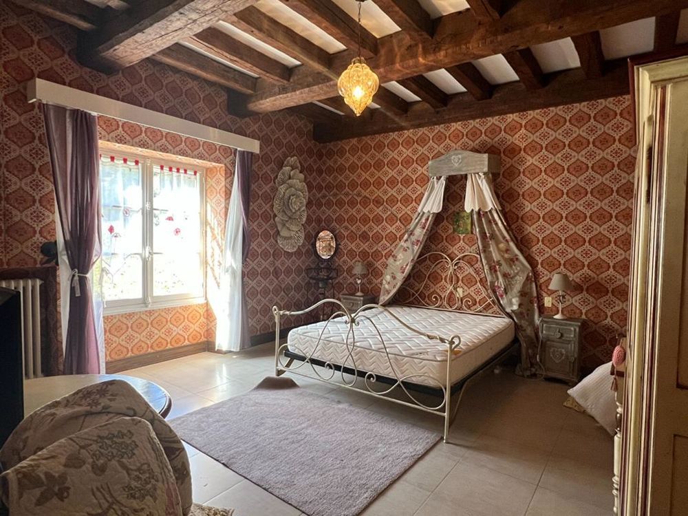 � vendre  Villa Saint-Sauveur-de-Cruzi�res (07460)