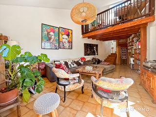  Maison � vendre 6 pi�ces 205 m�