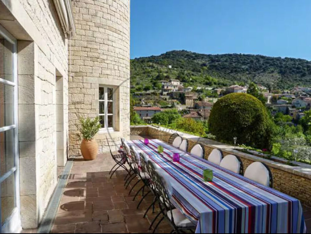 � vendre  Villa Saint-Sauveur-de-Cruzi�res (07460)