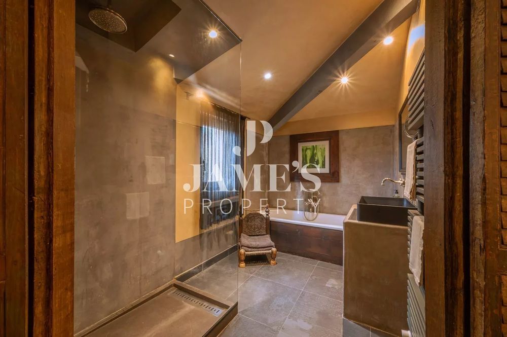 � vendre  Maison Paradou (13520)