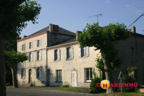   Ensemble immobilier Maison - 15 + pi�ce(s) - 615 m�