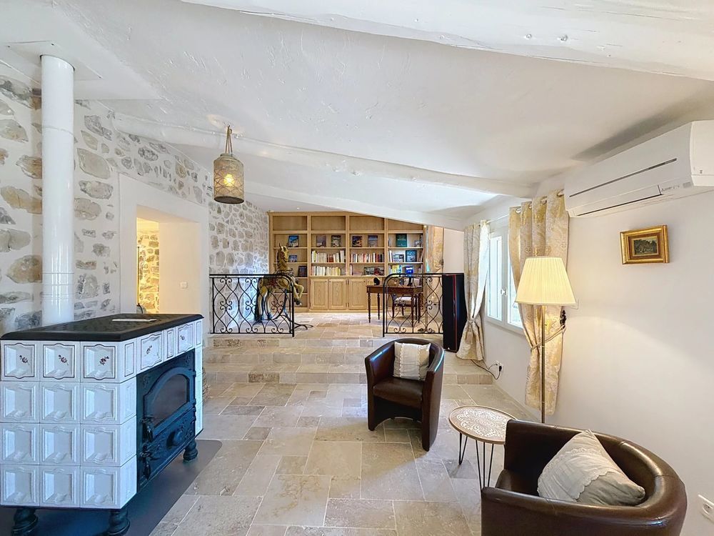 � vendre  Villa Saint-Maurice-d'Ard�che (07200)