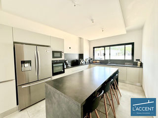  Villa � vendre 8 pi�ces 199 m�