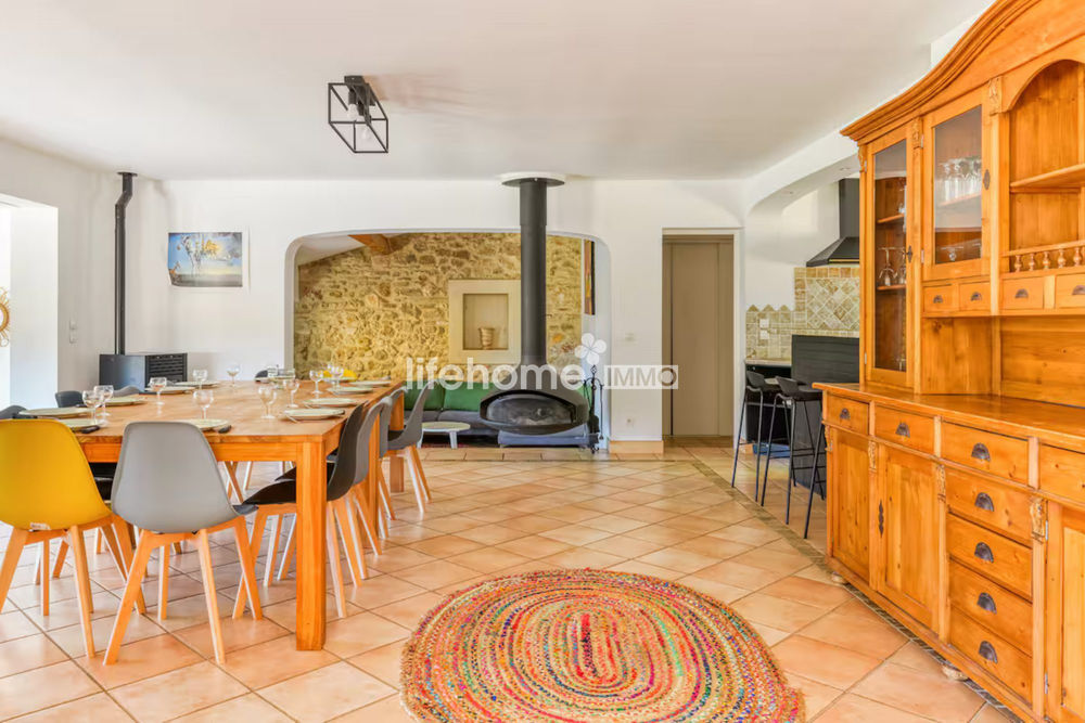 � vendre  Maison Vailhauqu�s (34570)