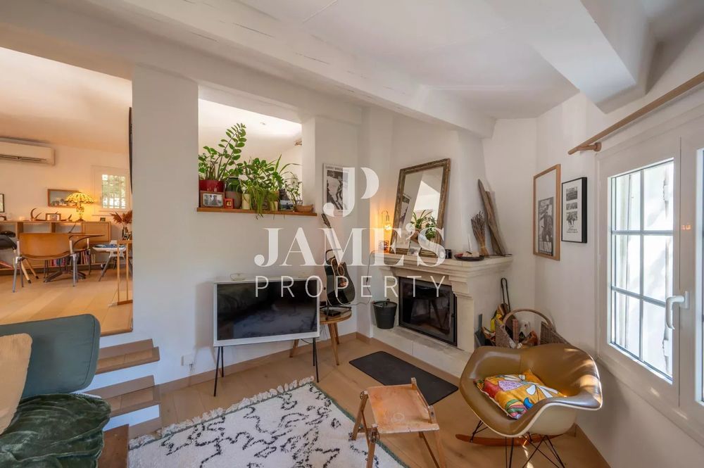 � vendre  Maison Paradou (13520)