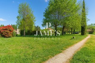  Maison � vendre 15 + pi�ces 900 m�