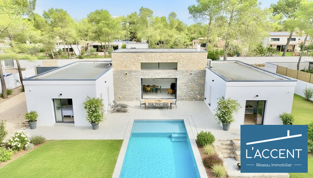 � vendre  Villa Nimes (30900)