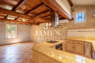  Maison � vendre 7 pi�ces 295 m�