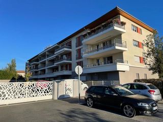  Parking / Garage � louer 12 m�