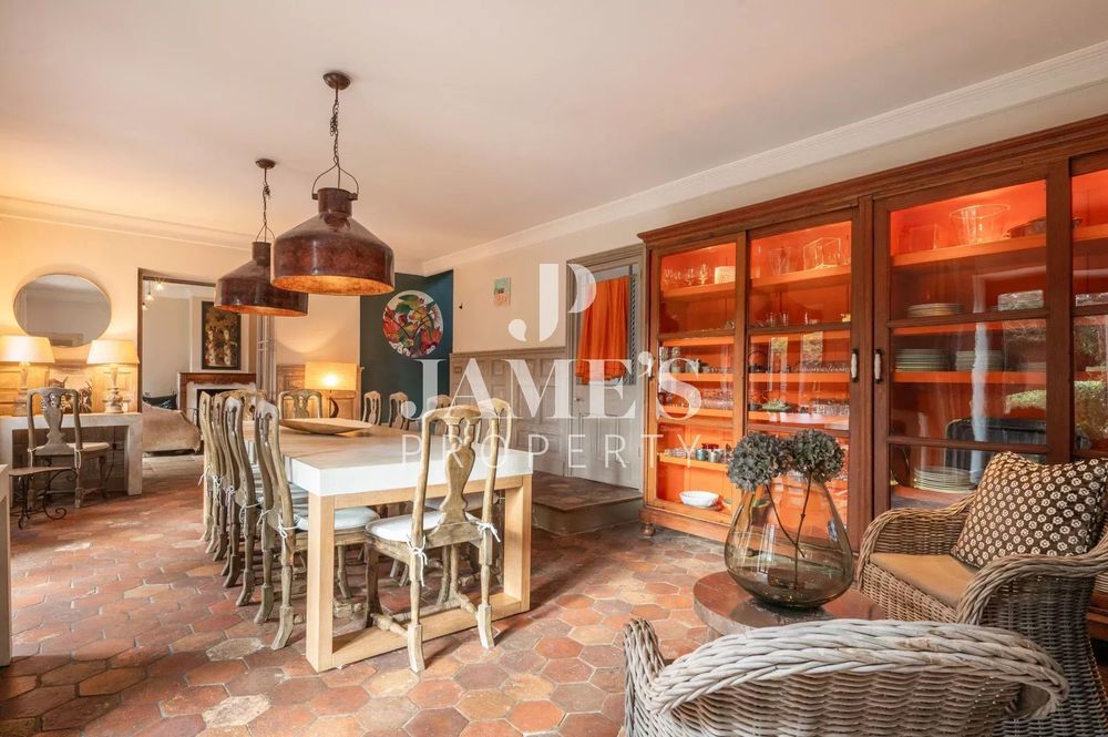 � vendre  Maison Paradou (13520)