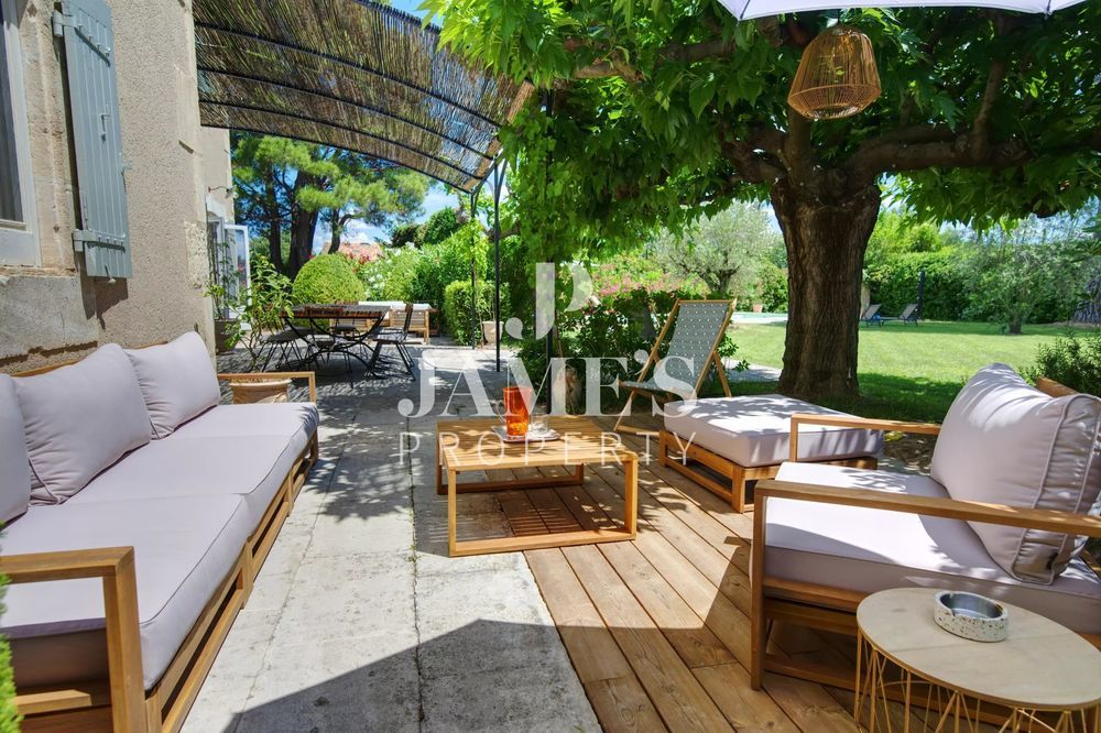 � vendre  Maison Paradou (13520)