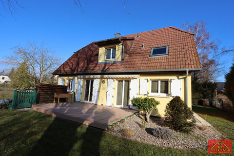   Maison Maison - 6 pi�ce(s) - 130 m�