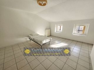  Appartement � louer 3 pi�ces 79 m�