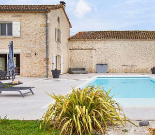  Maison � vendre 8 pi�ces 308 m�