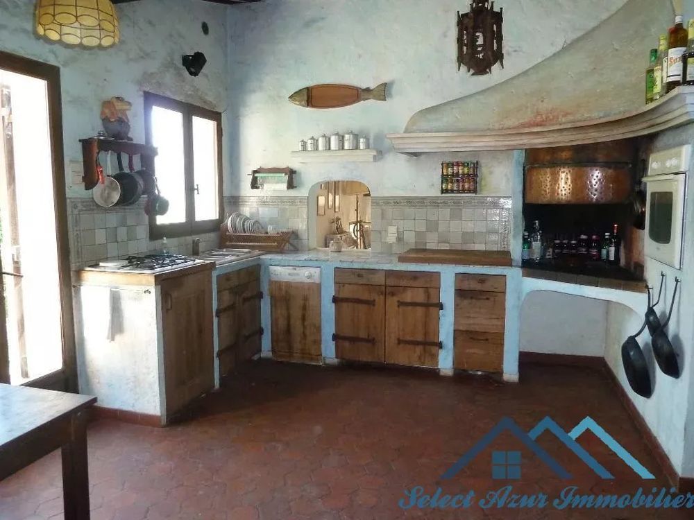 � vendre  Maison Tourrettes-sur-Loup (06140)