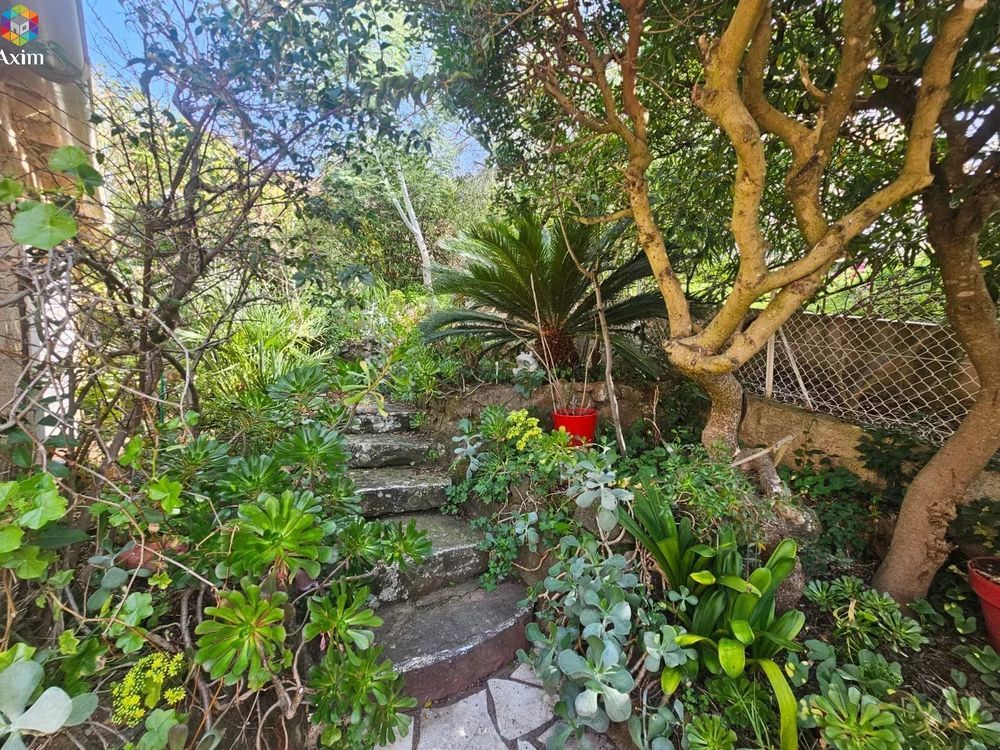 � vendre  Maison Agay (83530)