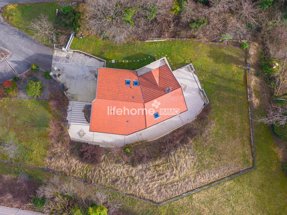 � vendre  Maison Gex (01170)