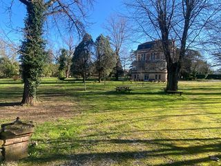  Villa � vendre 15 + pi�ces 736 m�