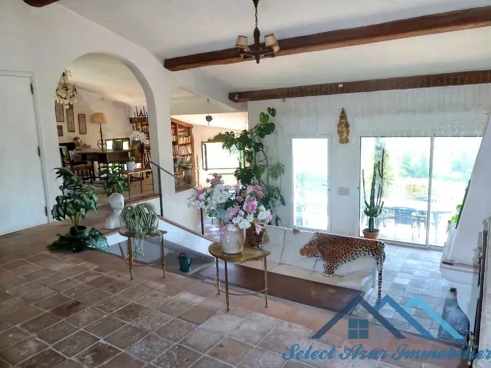 � vendre  Maison Tourrettes-sur-Loup (06140)